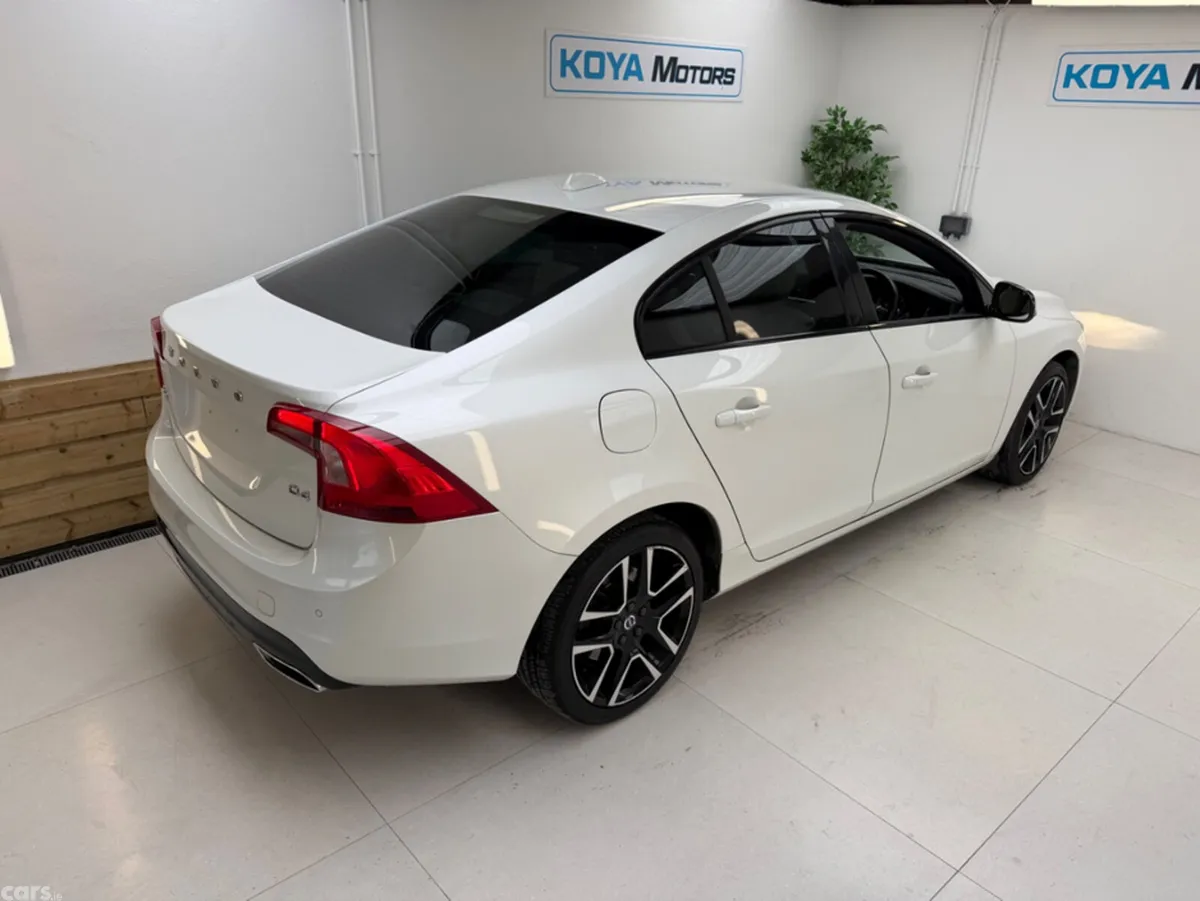 Volvo S60 Saloon, Diesel, 2017, White