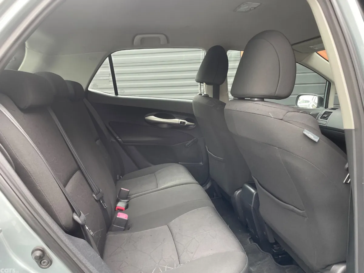 Toyota Auris Hatchback, Diesel, 2010, Grey