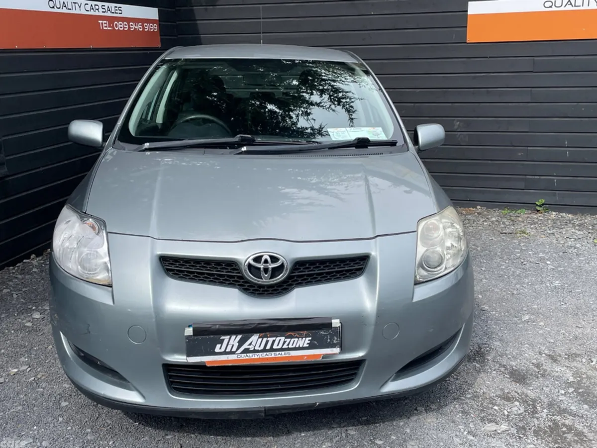 Toyota Auris Hatchback, Diesel, 2010, Grey