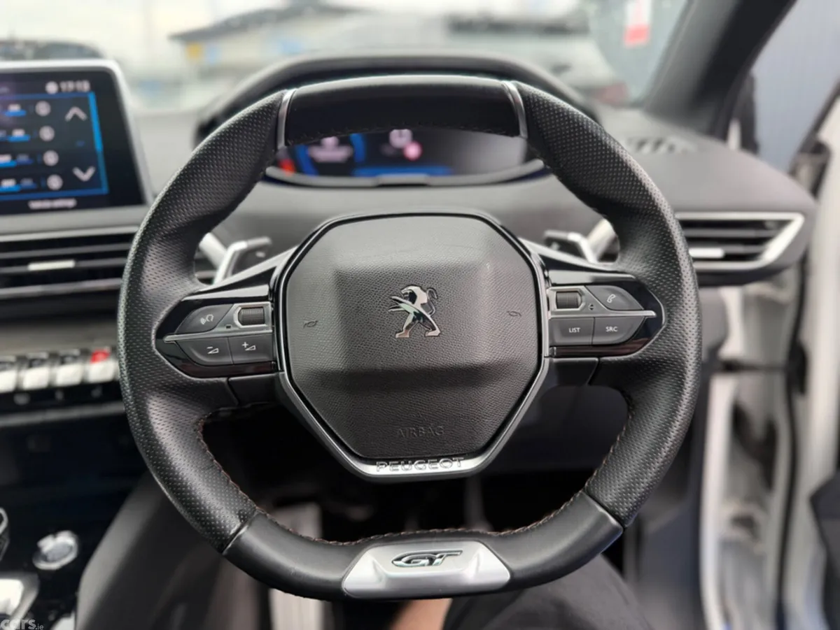 Peugeot 5008 SUV, Diesel, 2021, White