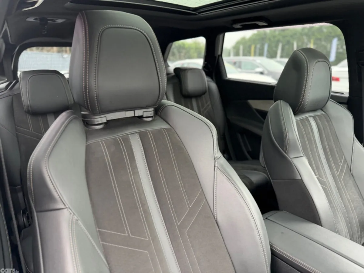 Peugeot 5008 SUV, Diesel, 2021, White