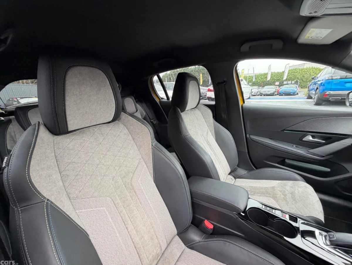 Peugeot 208 Hatchback, Petrol, 2020, Yellow