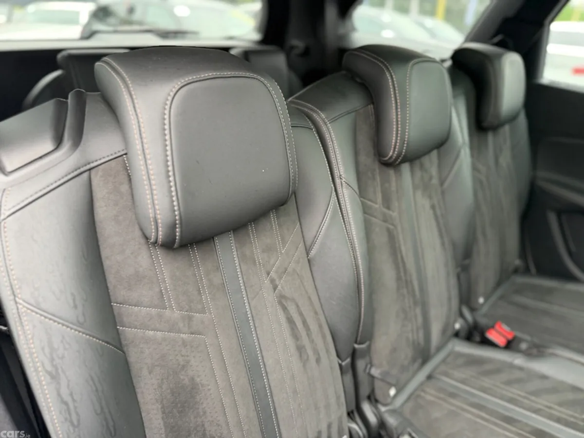 Peugeot 5008 SUV, Diesel, 2021, White