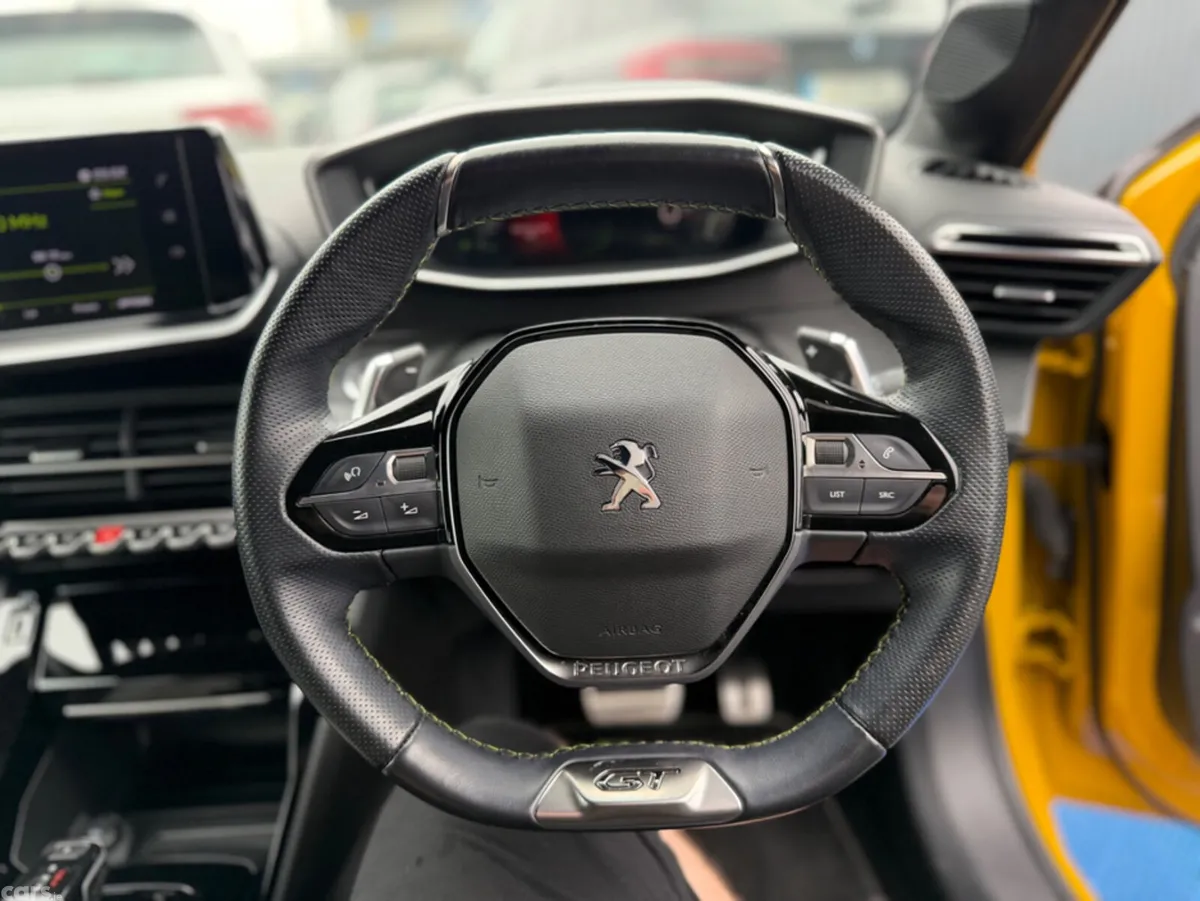 Peugeot 208 Hatchback, Petrol, 2020, Yellow