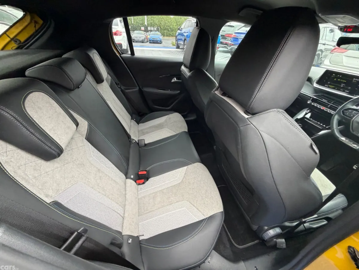 Peugeot 208 Hatchback, Petrol, 2020, Yellow
