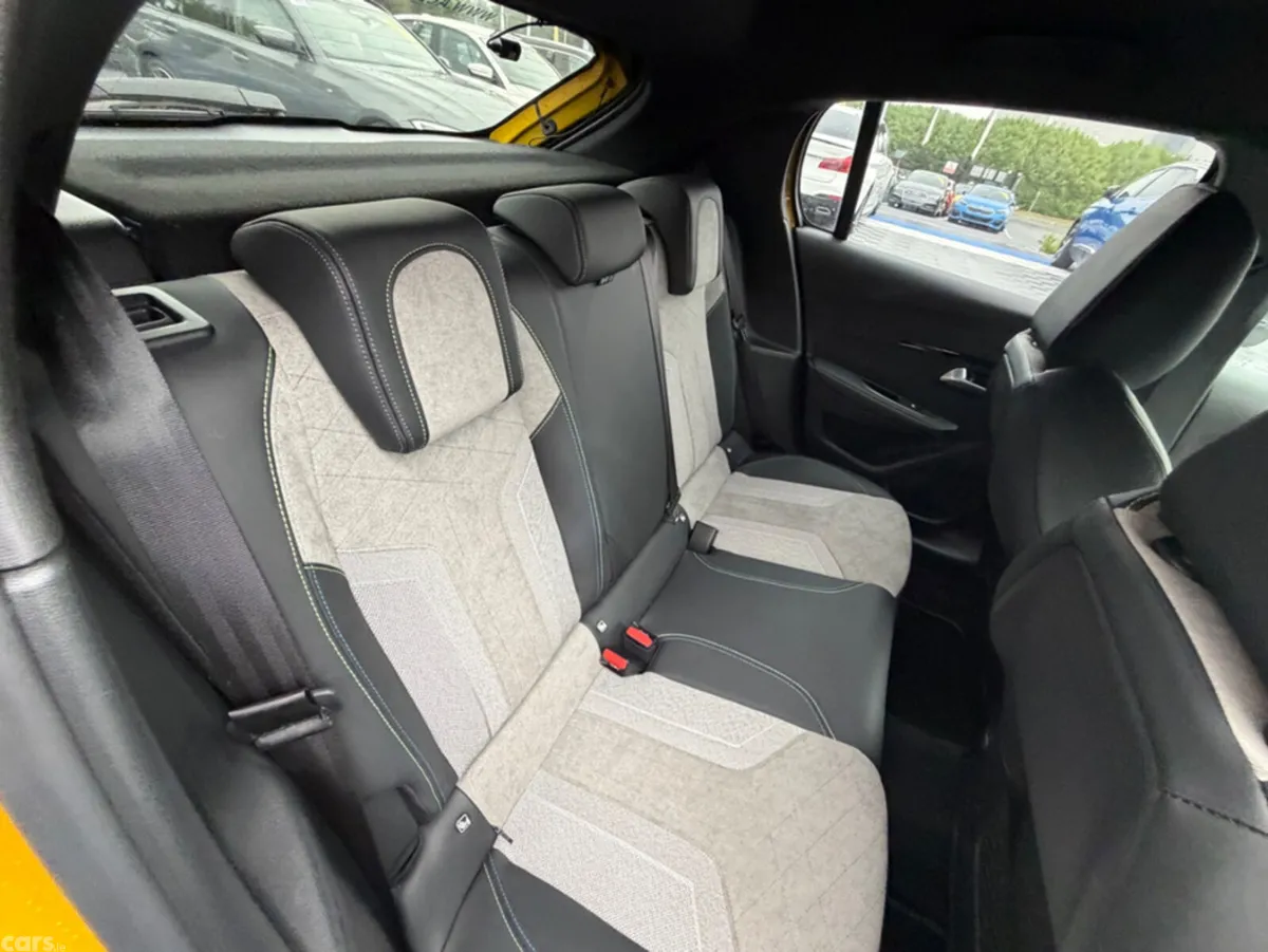Peugeot 208 Hatchback, Petrol, 2020, Yellow