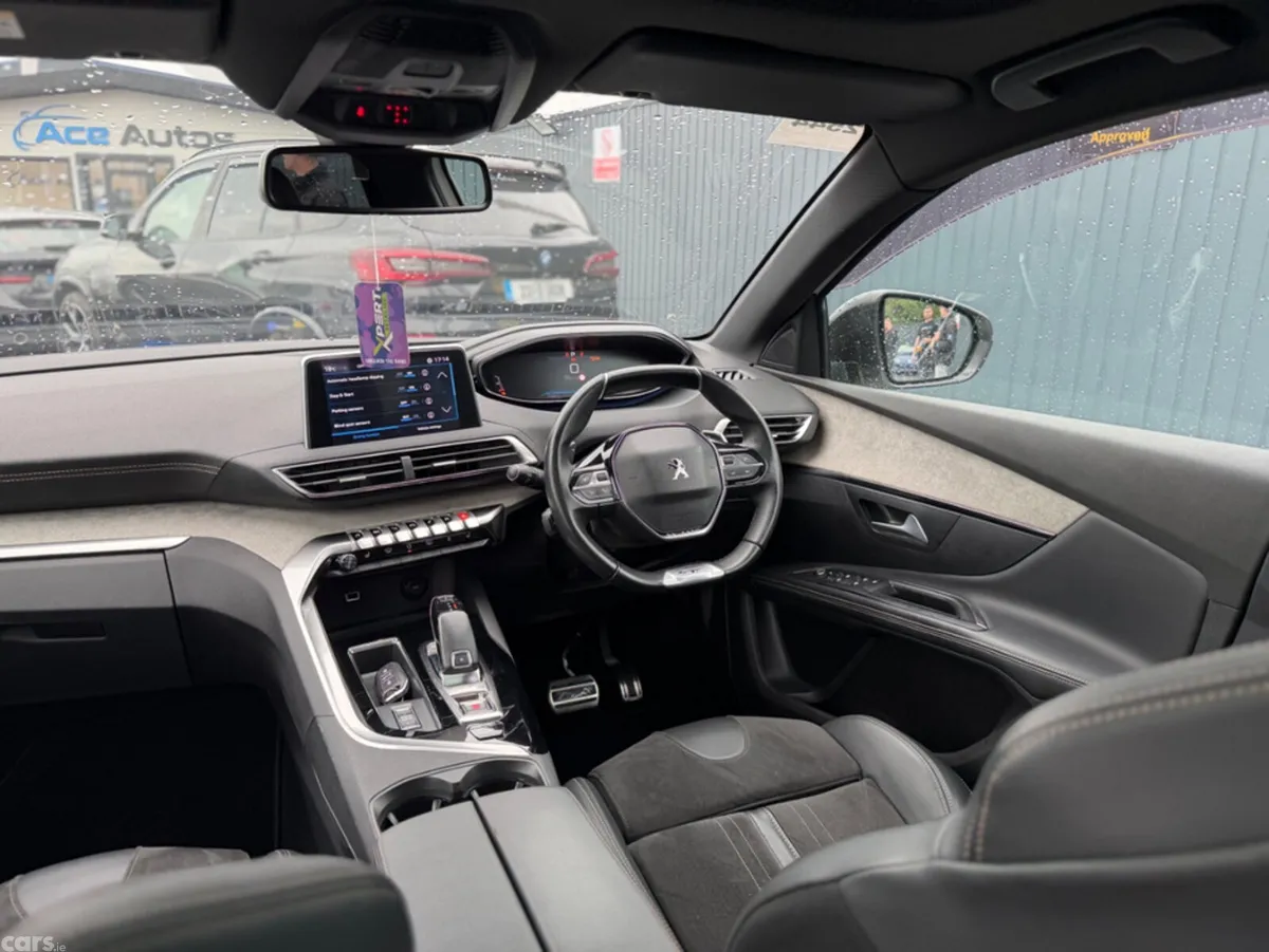 Peugeot 5008 SUV, Diesel, 2021, White
