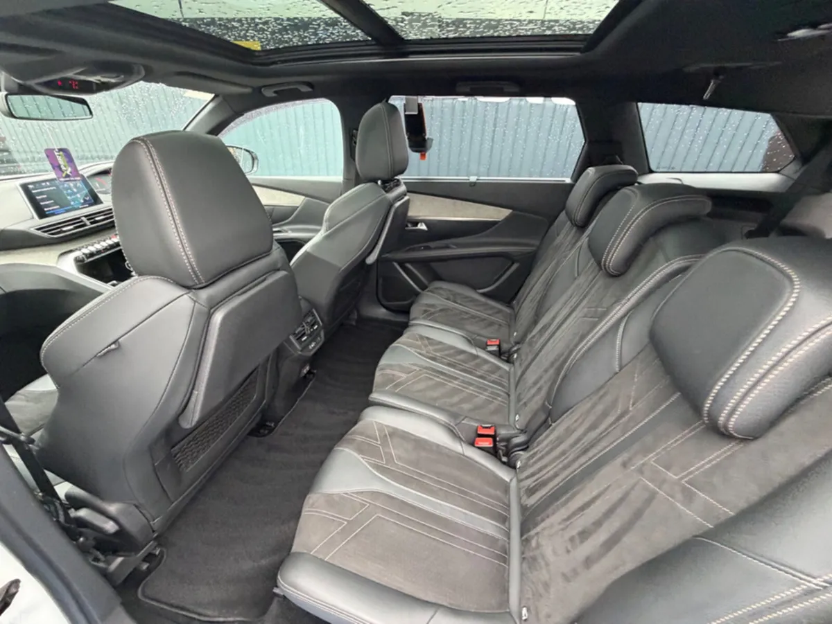 Peugeot 5008 SUV, Diesel, 2021, White