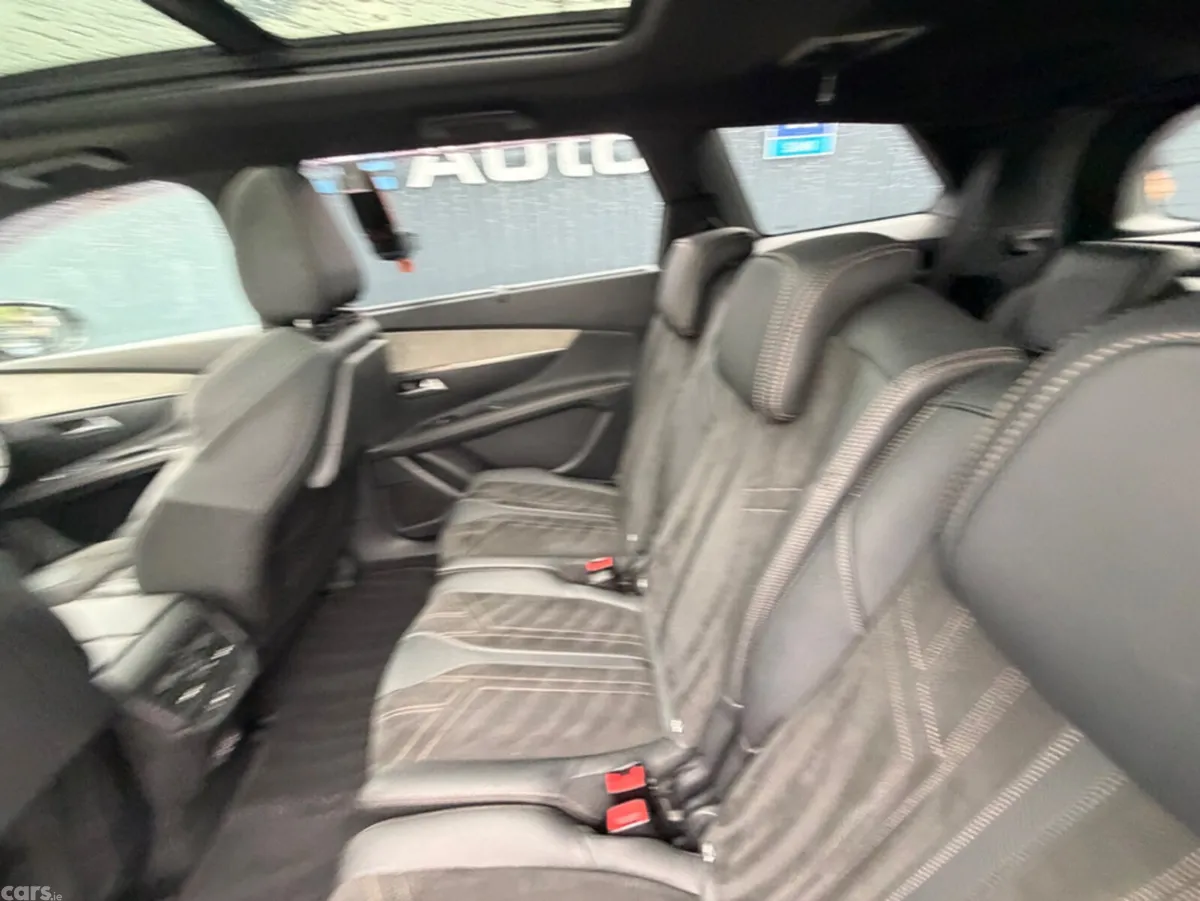 Peugeot 5008 SUV, Diesel, 2021, White