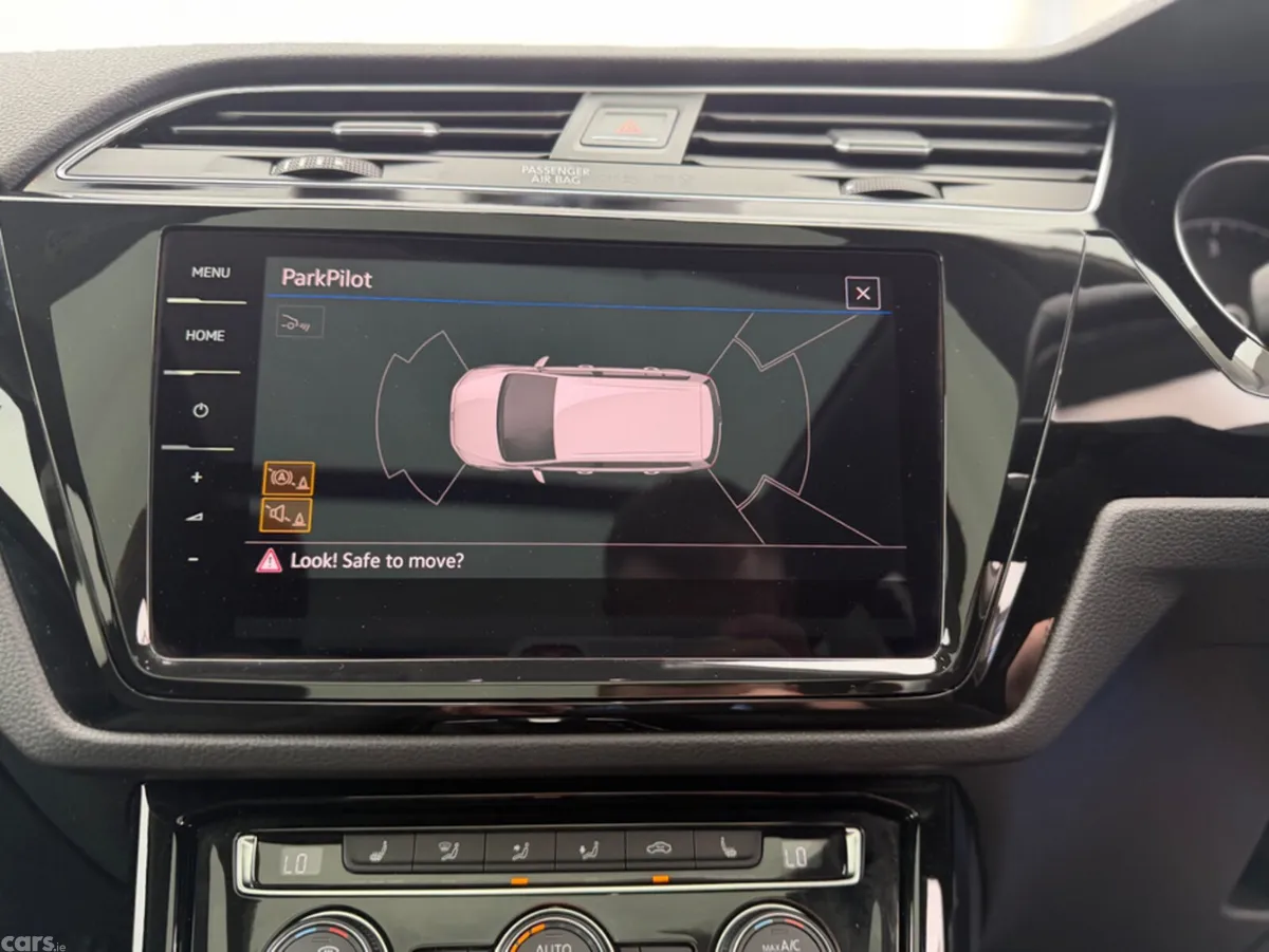 Volkswagen Touran MPV, Diesel, 2019, Blue