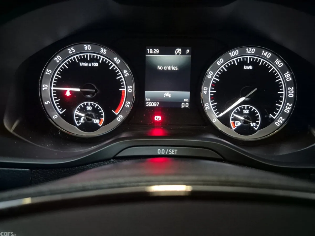 Skoda Karoq SUV, Diesel, 2022, Black