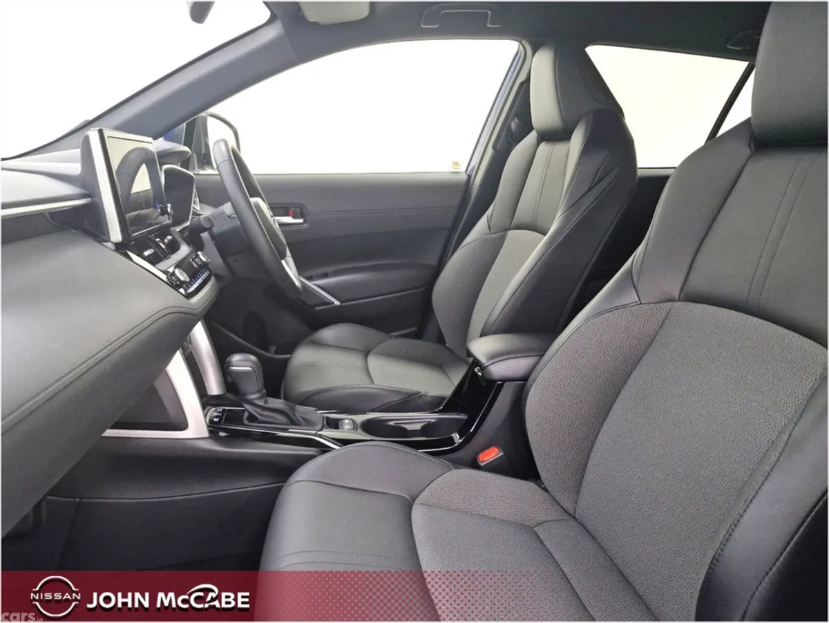 Toyota Corolla Cross SUV, Petrol Hybrid, 2024, Blue