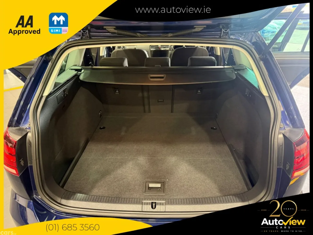 Volkswagen Golf Estate, Petrol, 2018, Blue