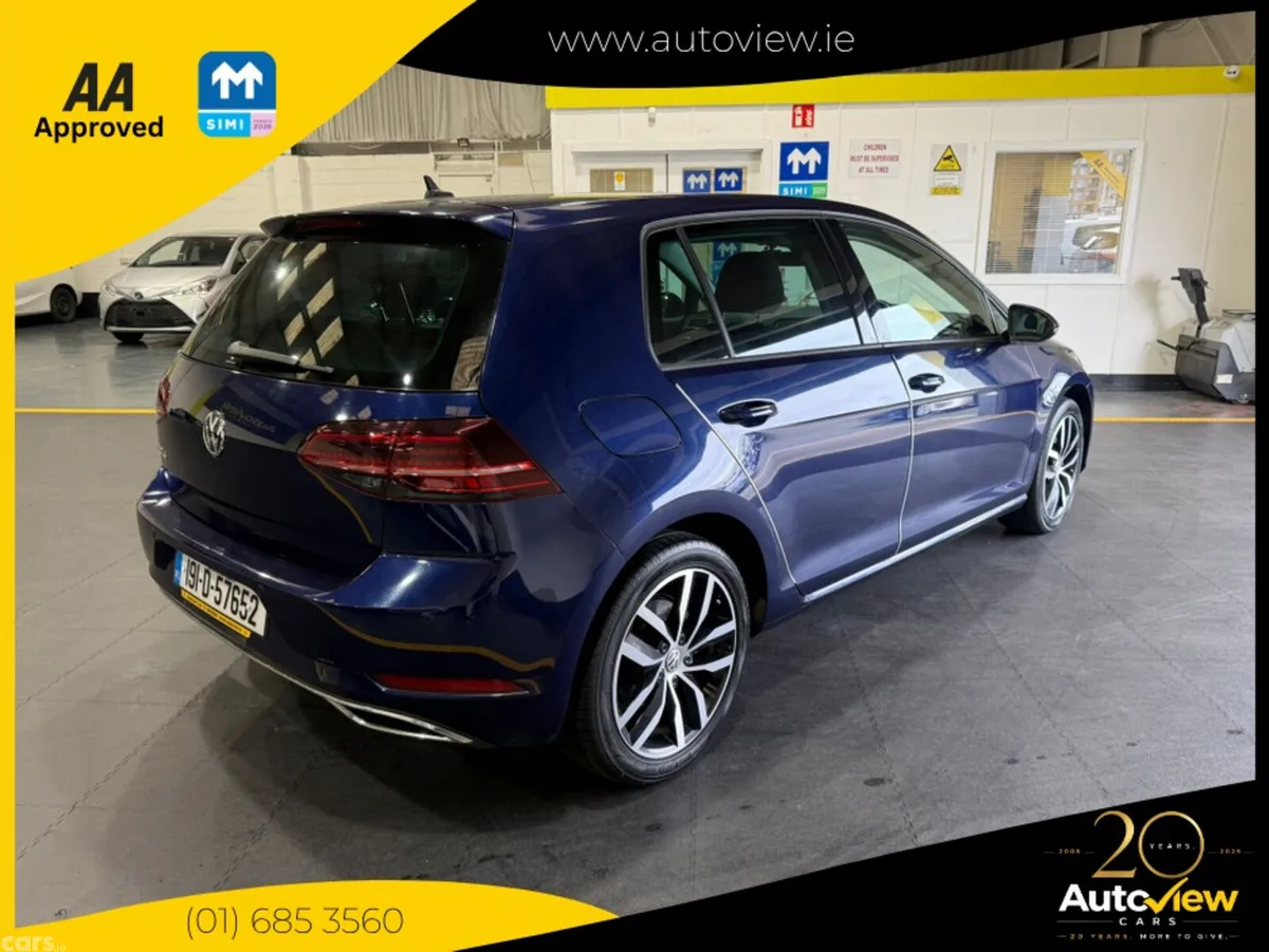 Volkswagen Golf Hatchback, Petrol, 2019, Blue
