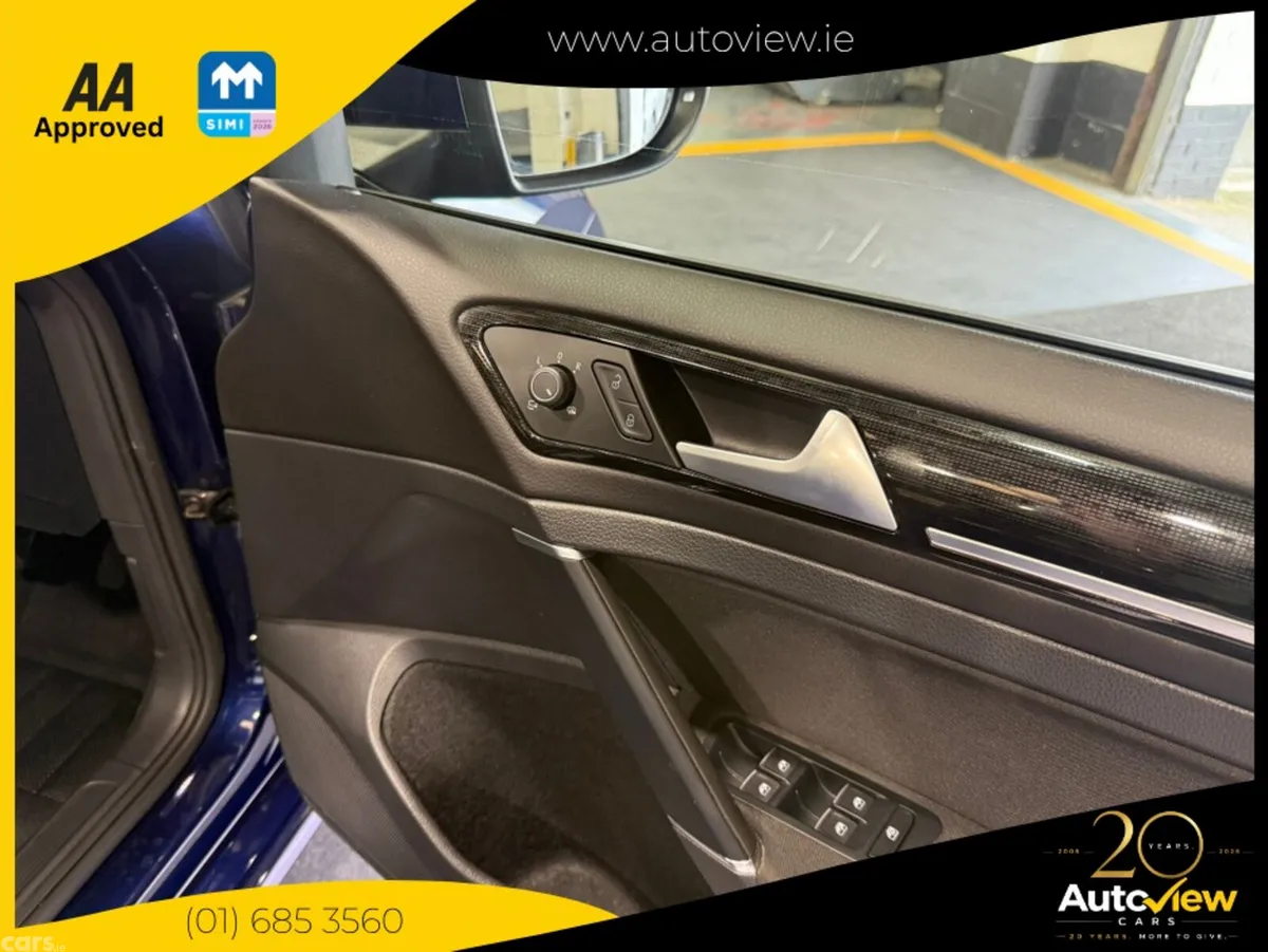 Volkswagen Golf Hatchback, Petrol, 2019, Blue