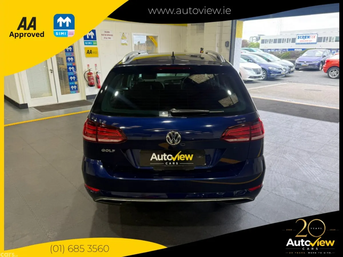 Volkswagen Golf Estate, Petrol, 2018, Blue
