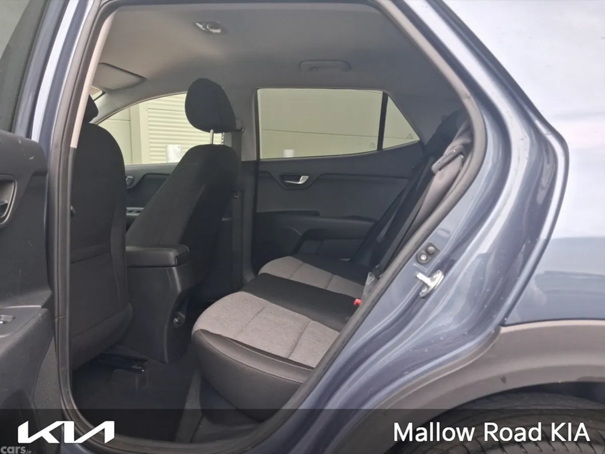 Kia Stonic SUV, Petrol, 2024, Blue