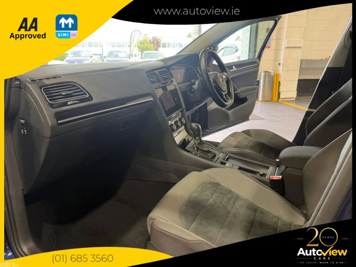 Volkswagen Golf Hatchback, Petrol, 2019, Blue