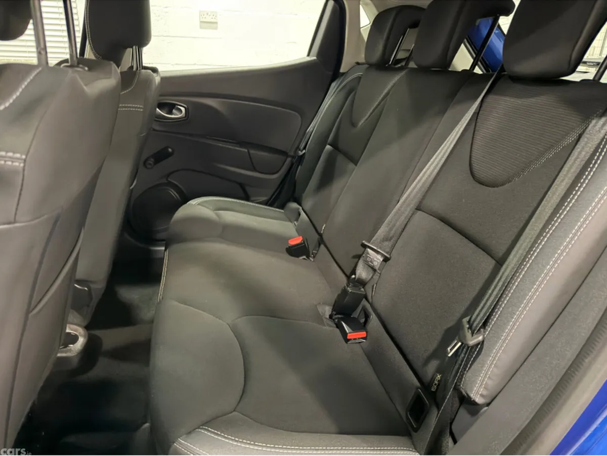 Renault Clio Hatchback, Petrol, 2018, Blue