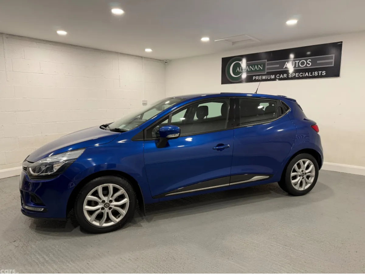 Renault Clio Hatchback, Petrol, 2018, Blue