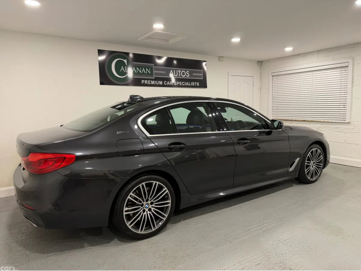 BMW 5-Series Saloon, Petrol Plug-in Hybrid, 2018, Grey