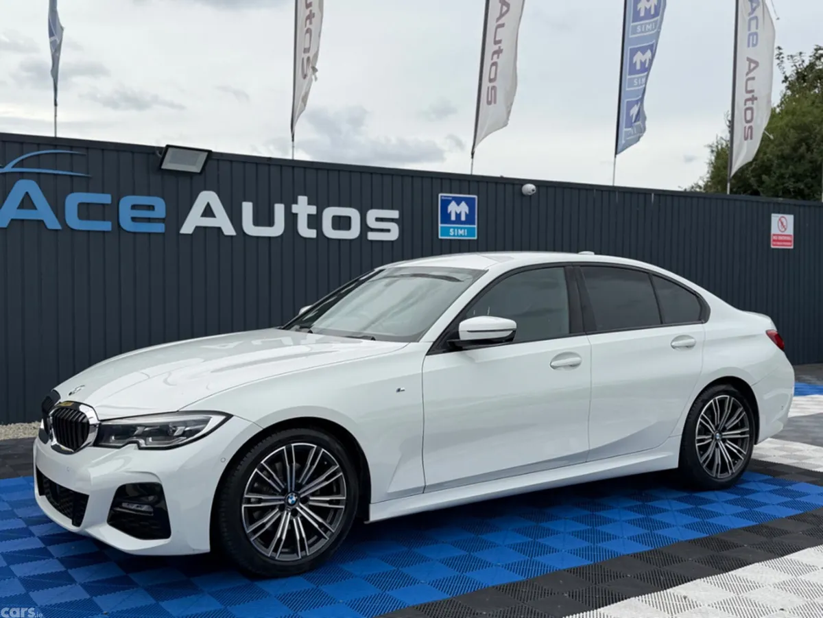 BMW 3-Series Saloon, Petrol, 2021, White