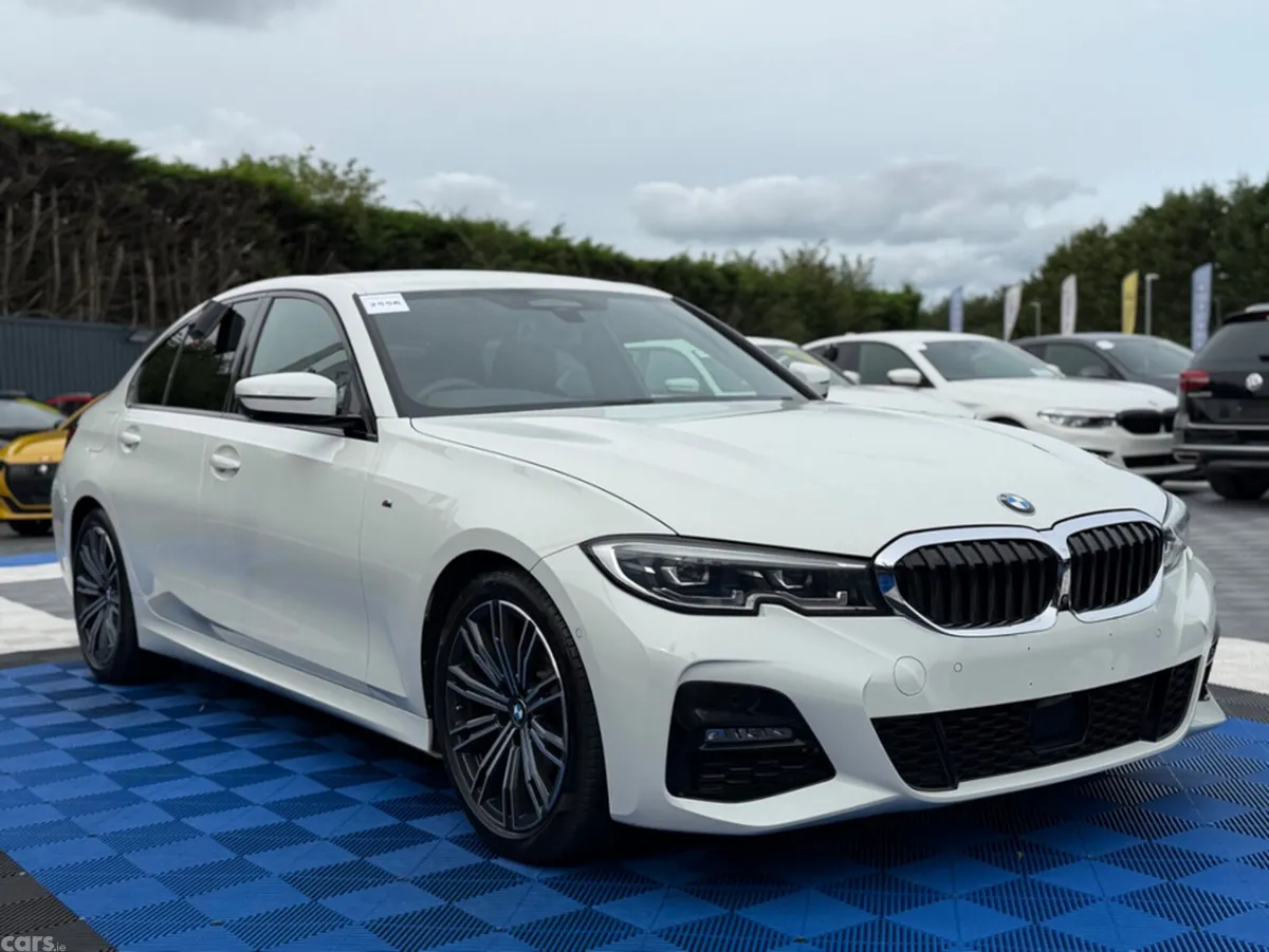 BMW 3-Series Saloon, Petrol, 2021, White