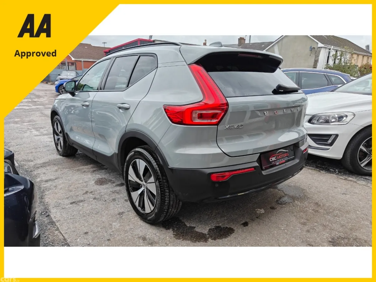 Volvo XC40 SUV, Petrol Plug-in Hybrid, 2023, Grey