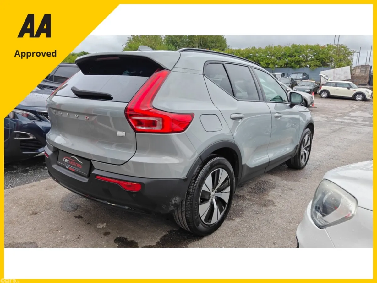 Volvo XC40 SUV, Petrol Plug-in Hybrid, 2023, Grey