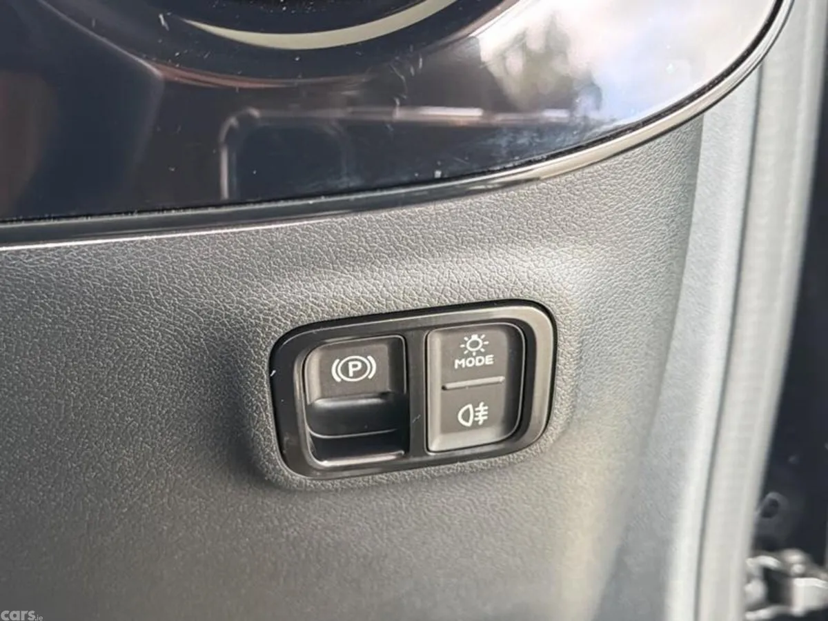 Mercedes-Benz CLA Saloon, Electric, 2025, Black
