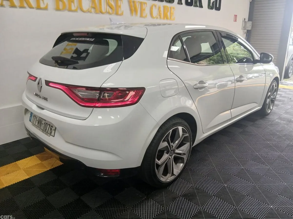 Renault Megane Hatchback, Diesel, 2017, White