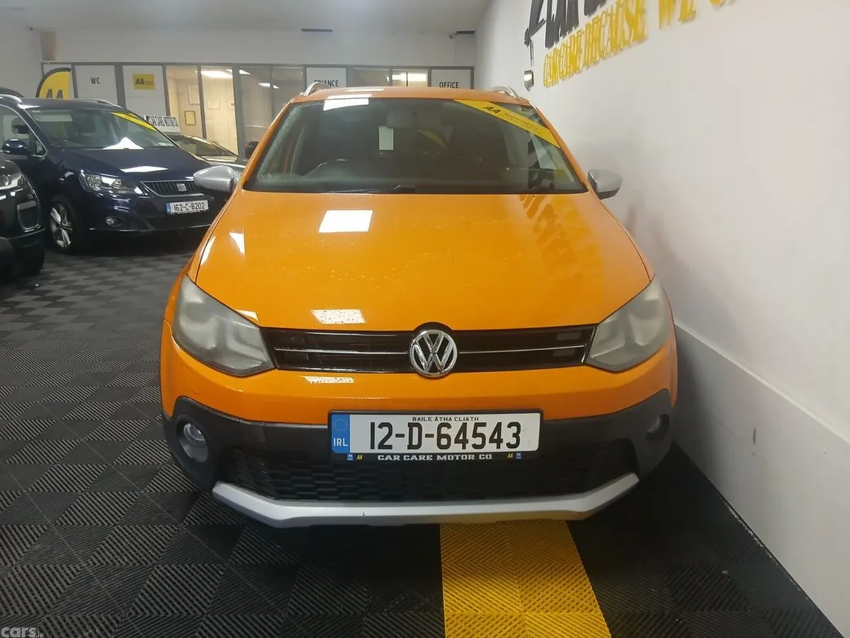 Volkswagen Polo Hatchback, Petrol, 2012, Orange