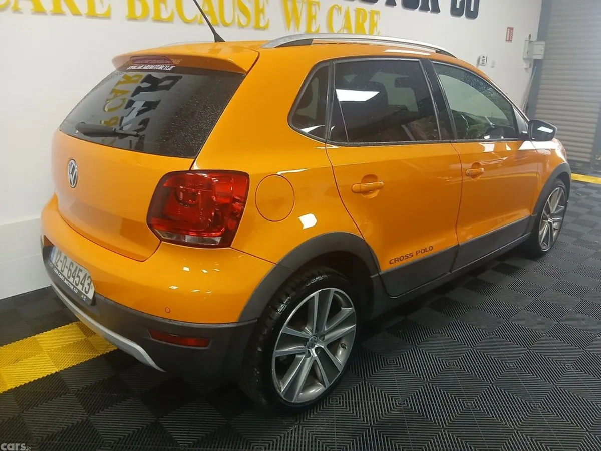 Volkswagen Polo Hatchback, Petrol, 2012, Orange