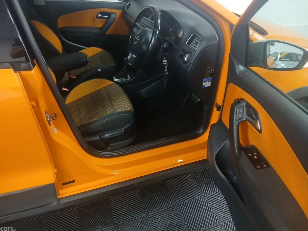 Volkswagen Polo Hatchback, Petrol, 2012, Orange