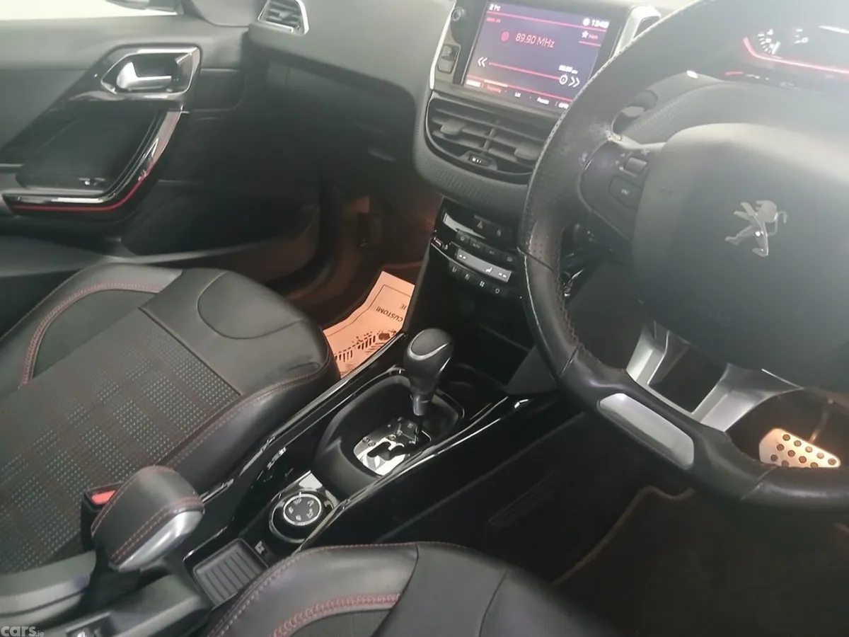 Peugeot 2008 Estate, Petrol, 2017, Grey