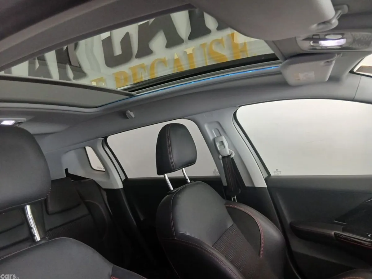 Peugeot 2008 Estate, Petrol, 2017, Grey