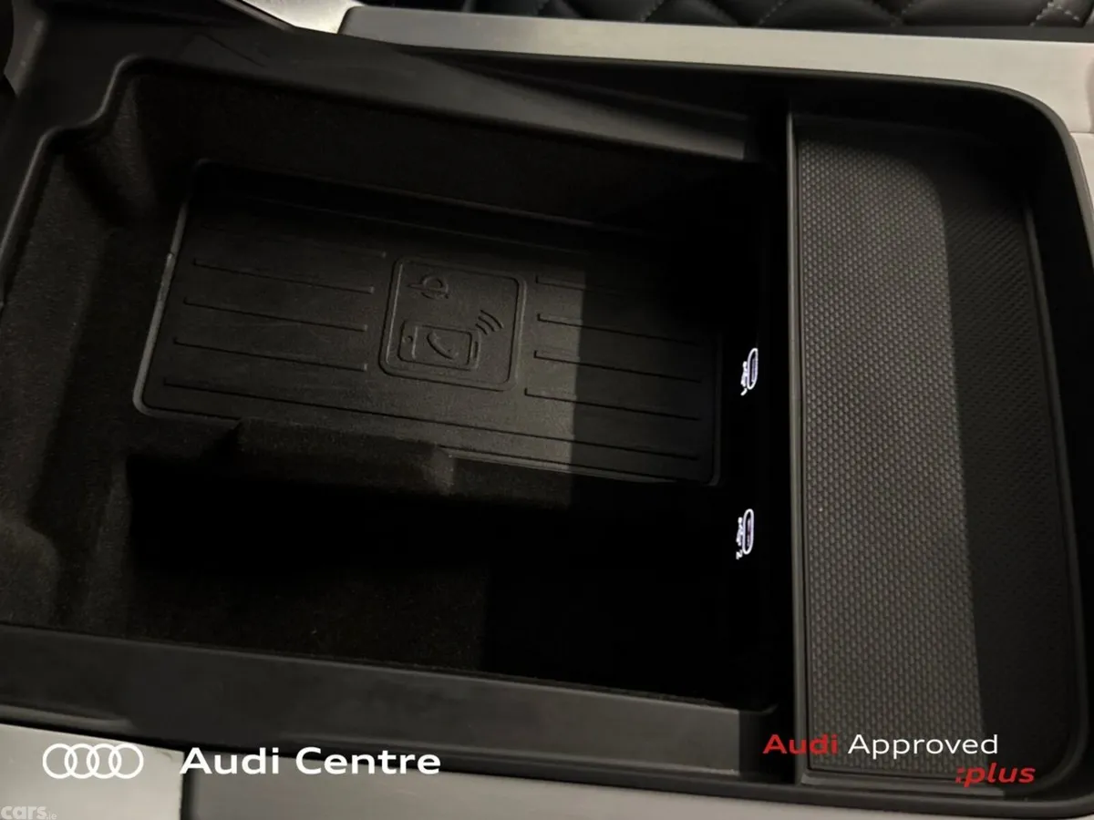 Audi Q8 Hatchback, Petrol Plug-in Hybrid, 2025, Grey
