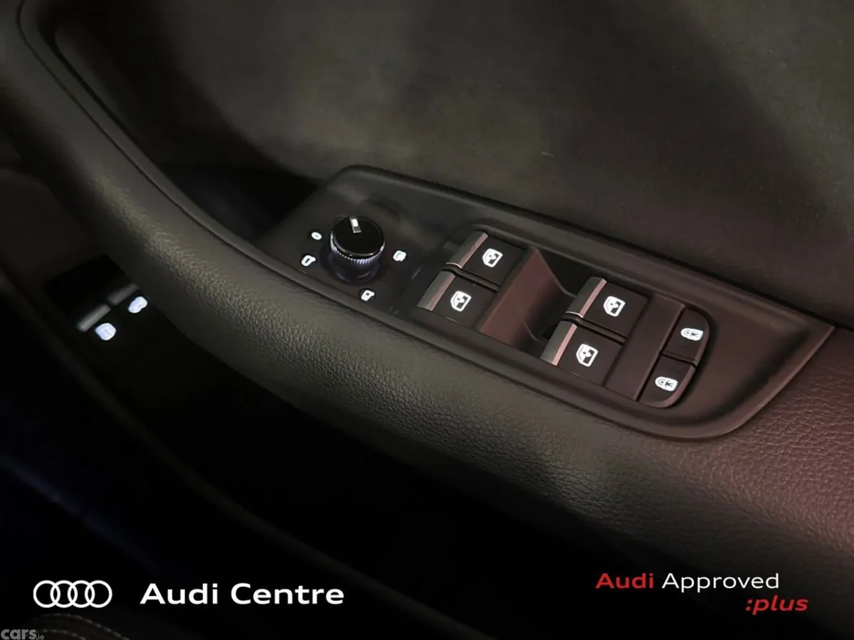 Audi Q8 Hatchback, Petrol Plug-in Hybrid, 2025, Grey