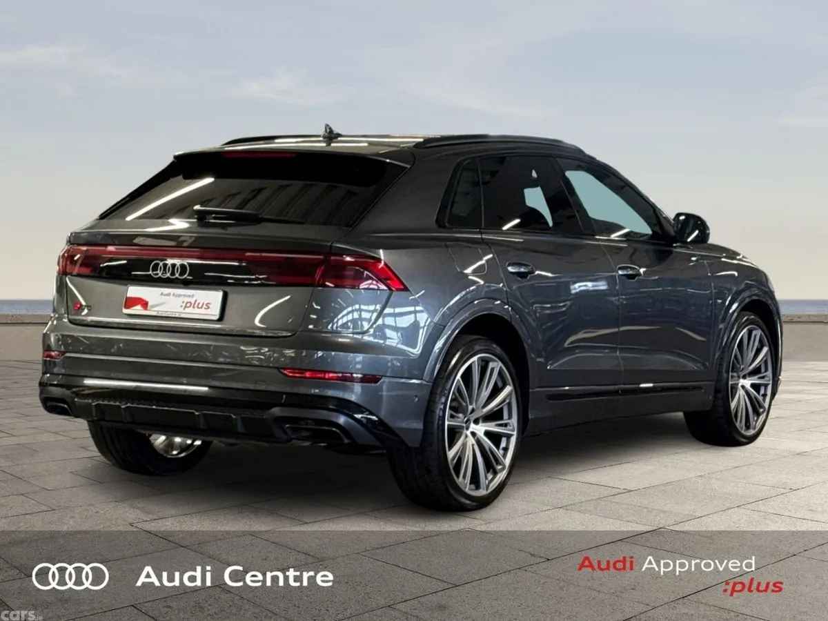 Audi Q8 Hatchback, Petrol Plug-in Hybrid, 2025, Grey