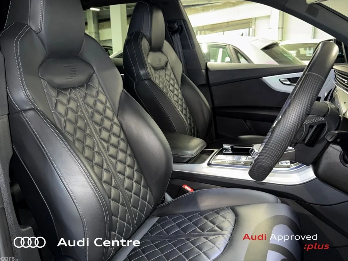 Audi Q8 Hatchback, Petrol Plug-in Hybrid, 2025, Grey