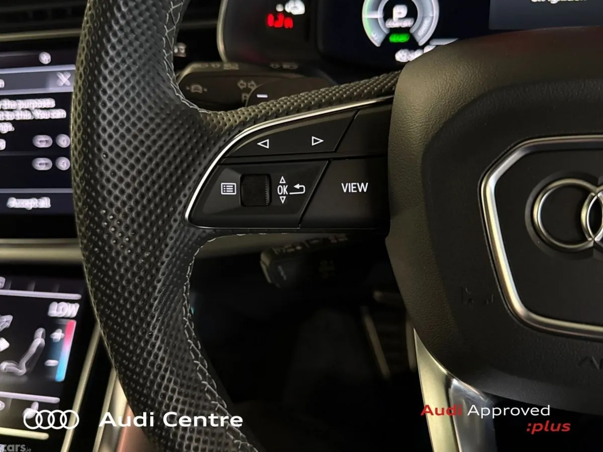 Audi Q8 Hatchback, Petrol Plug-in Hybrid, 2025, Grey