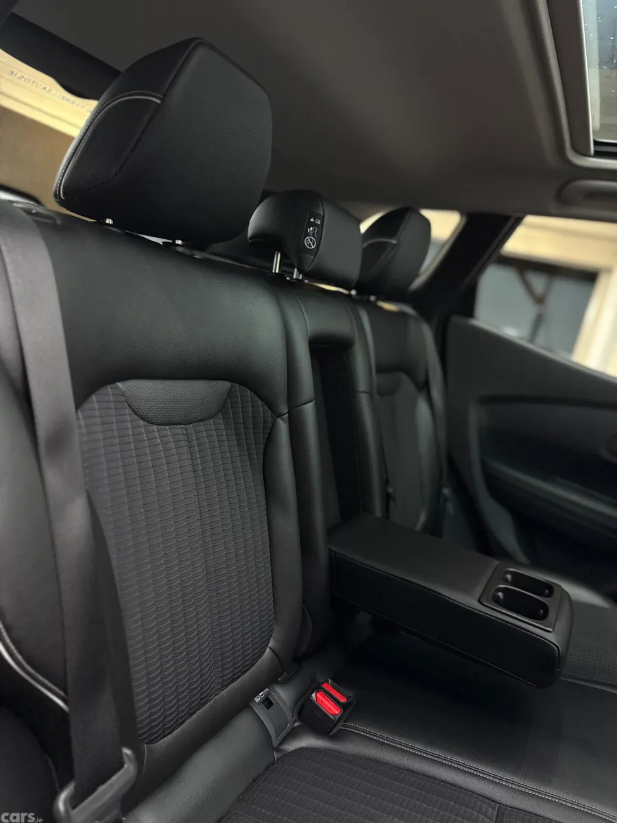 Renault Kadjar SUV, Diesel, 2018, Grey