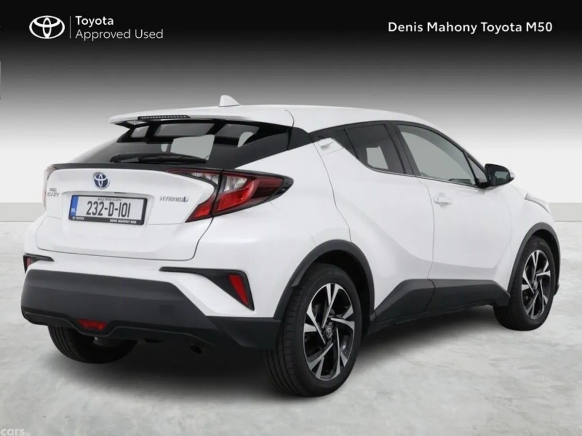 Toyota C-HR SUV, Petrol Hybrid, 2023, White