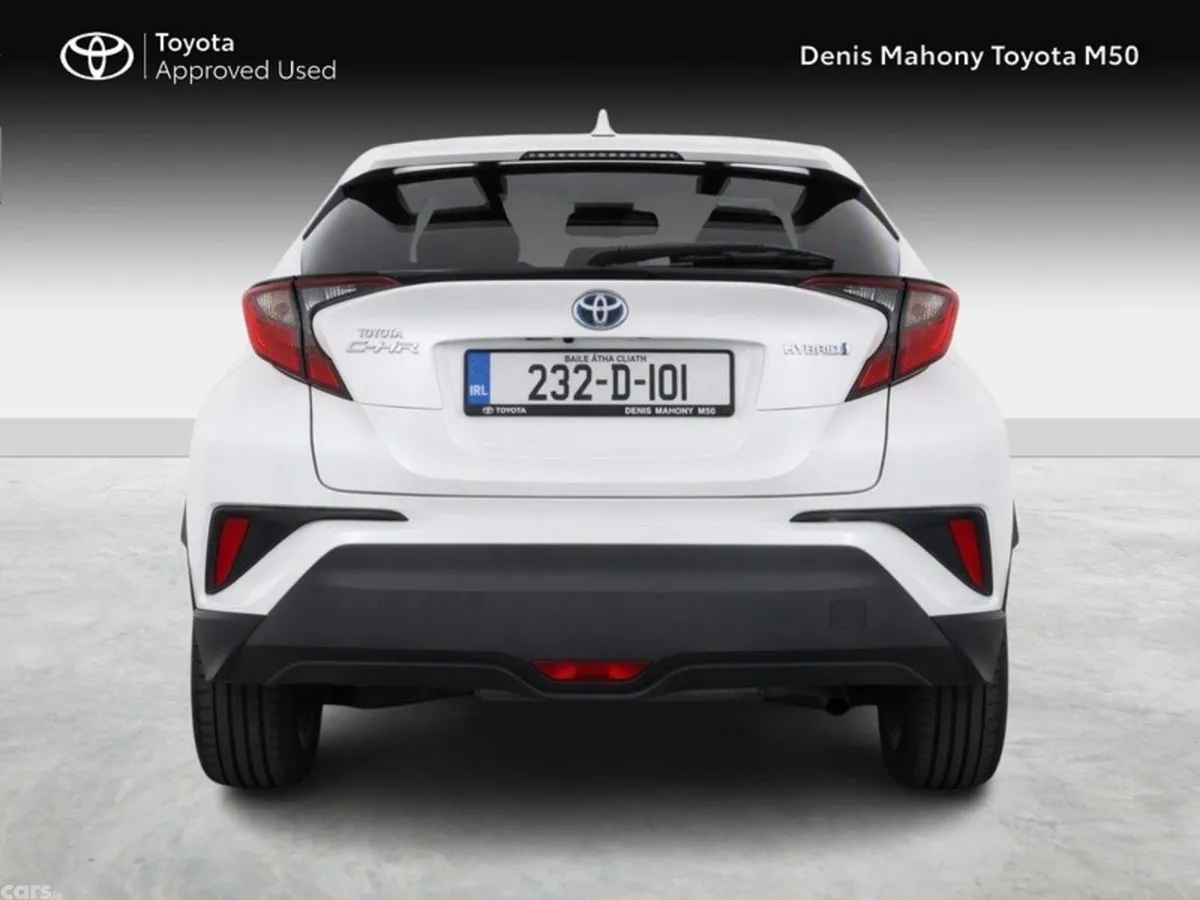 Toyota C-HR SUV, Petrol Hybrid, 2023, White