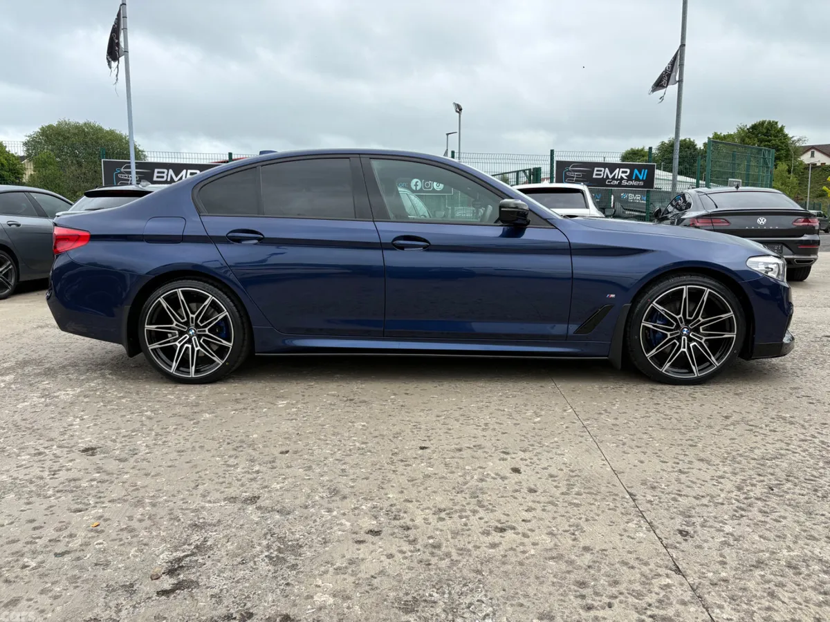 BMW 5-Series Saloon, Petrol Hybrid, 2018, Blue