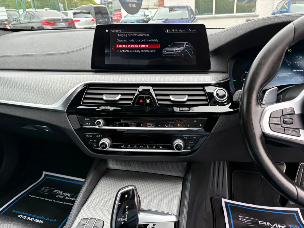 BMW 5-Series Saloon, Petrol Hybrid, 2018, Blue