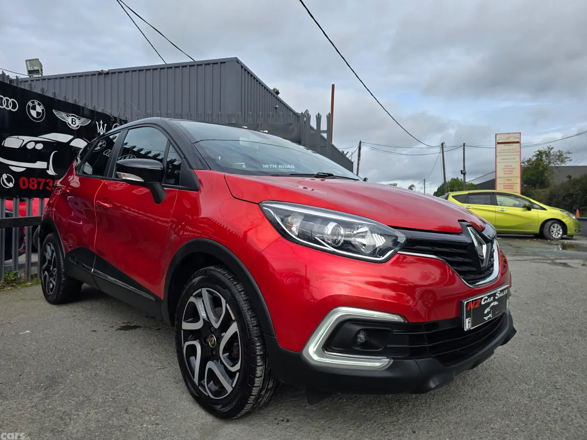 Renault Captur Hatchback, Diesel, 2017, Red