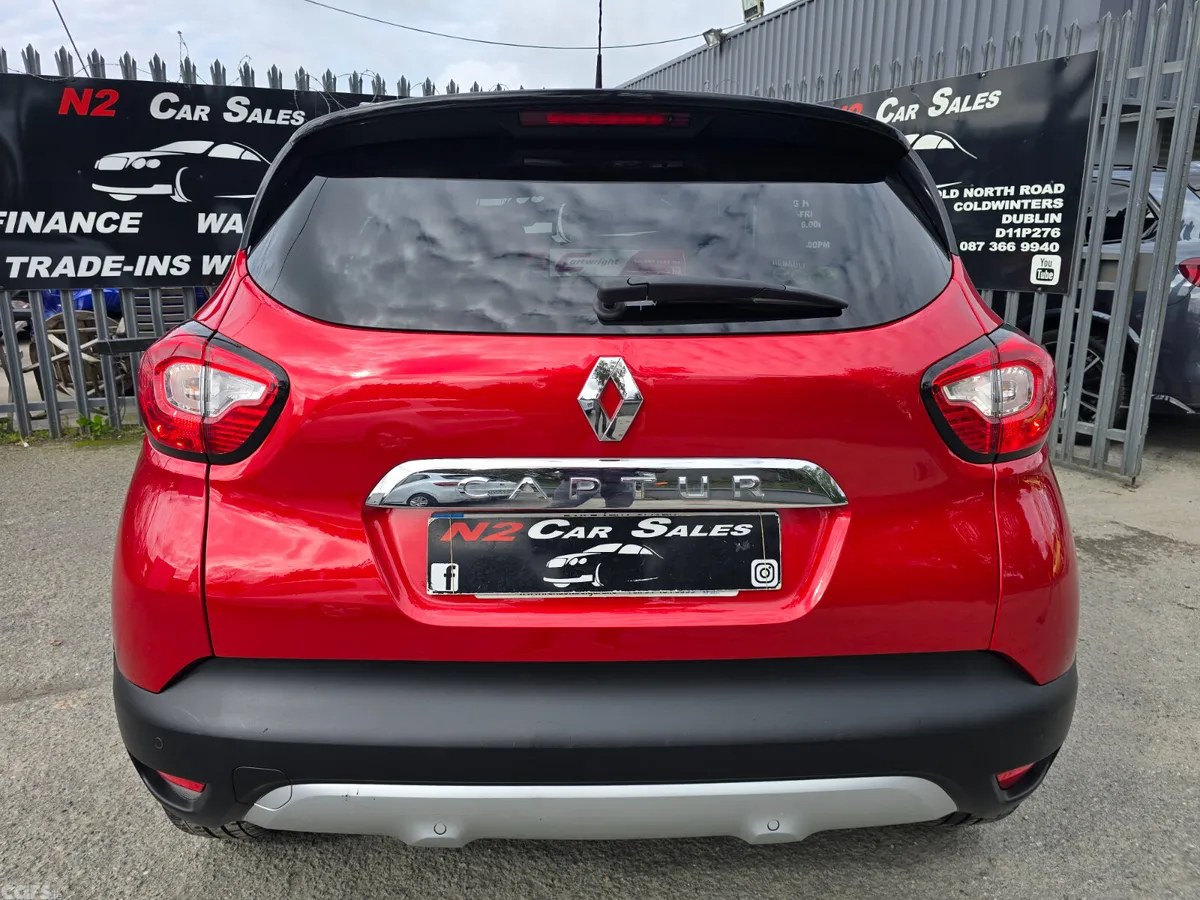 Renault Captur Hatchback, Diesel, 2017, Red