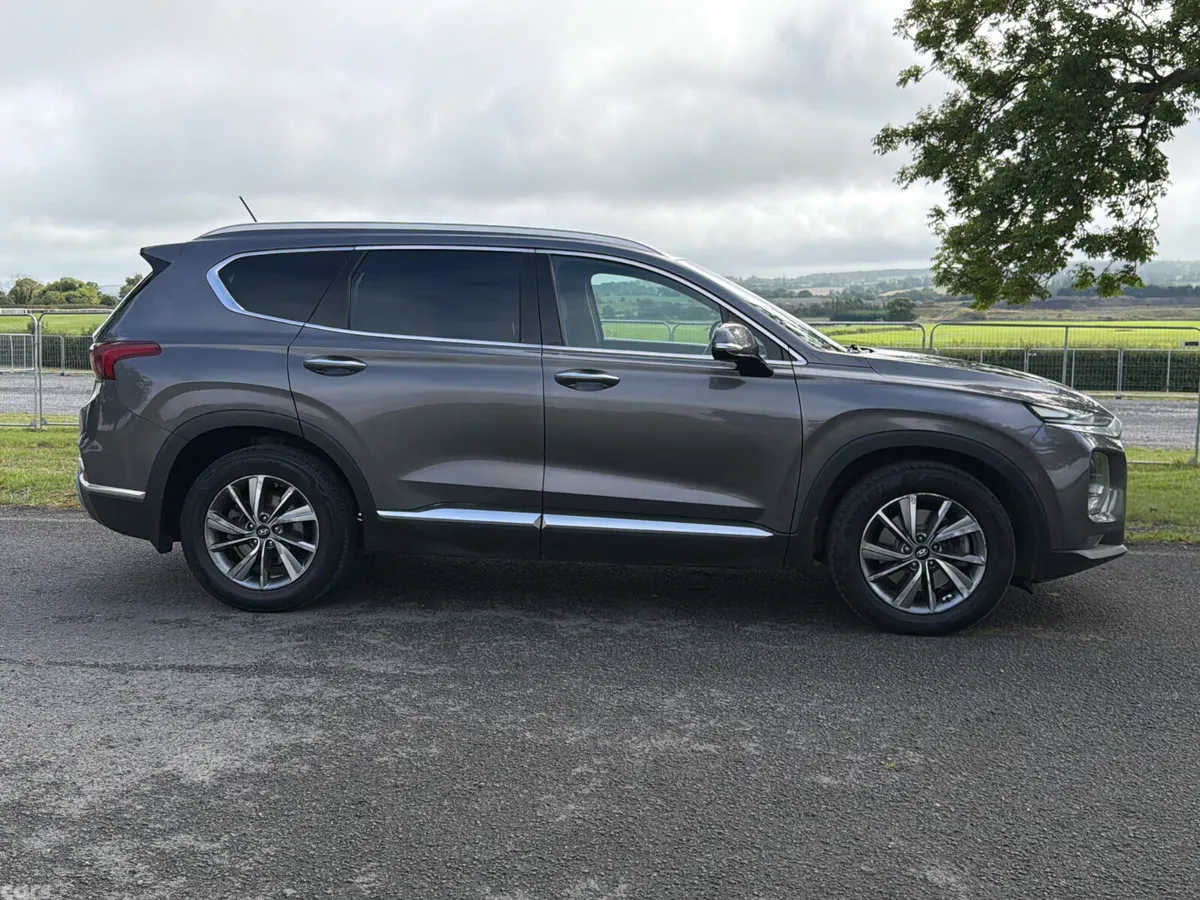 Hyundai Santa Fe SUV, Diesel, 2019, Grey