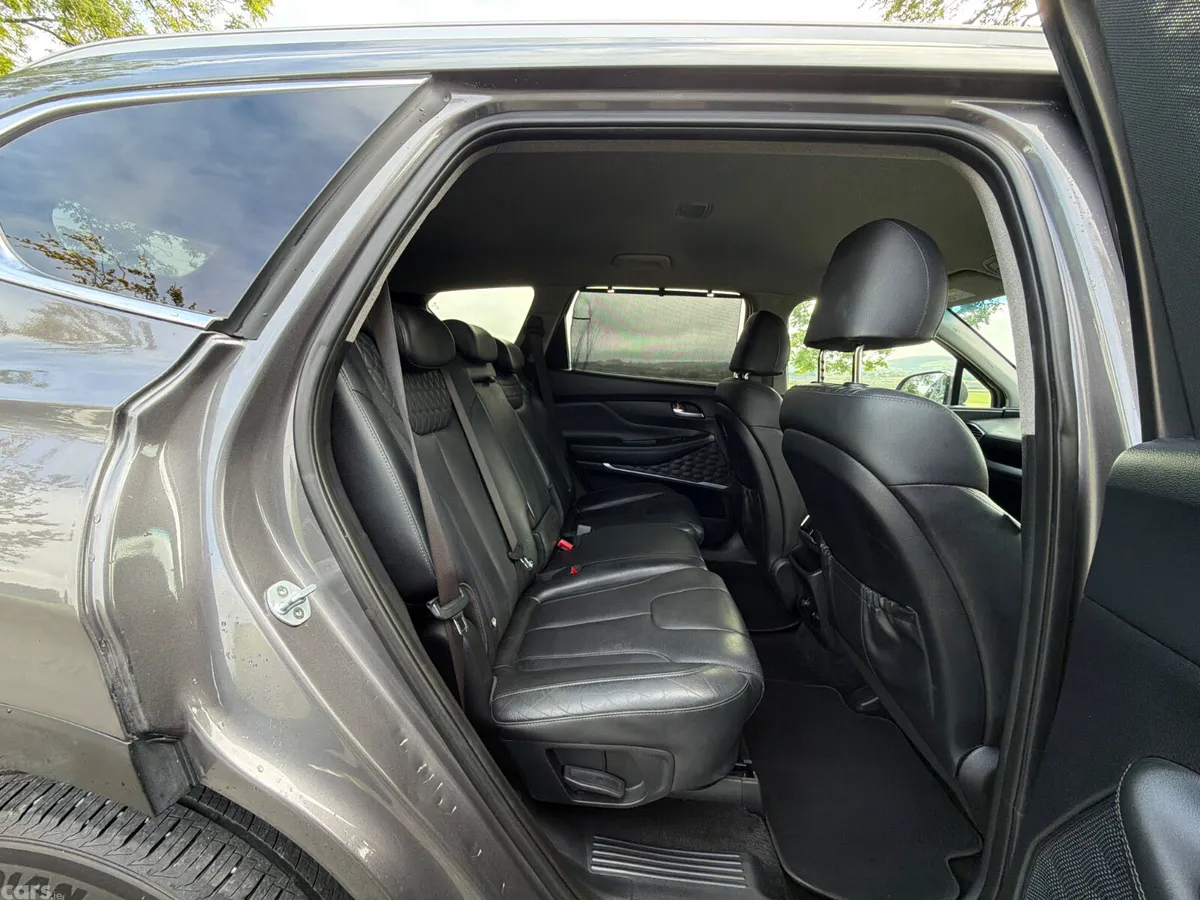 Hyundai Santa Fe SUV, Diesel, 2019, Grey